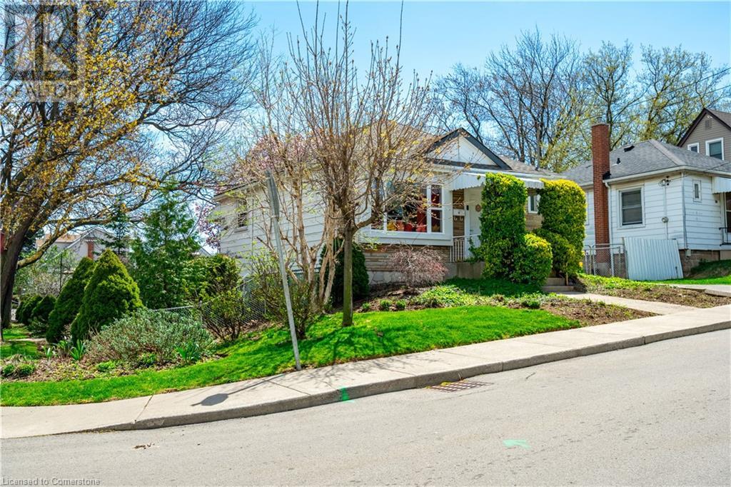 119 EAST 17TH Street