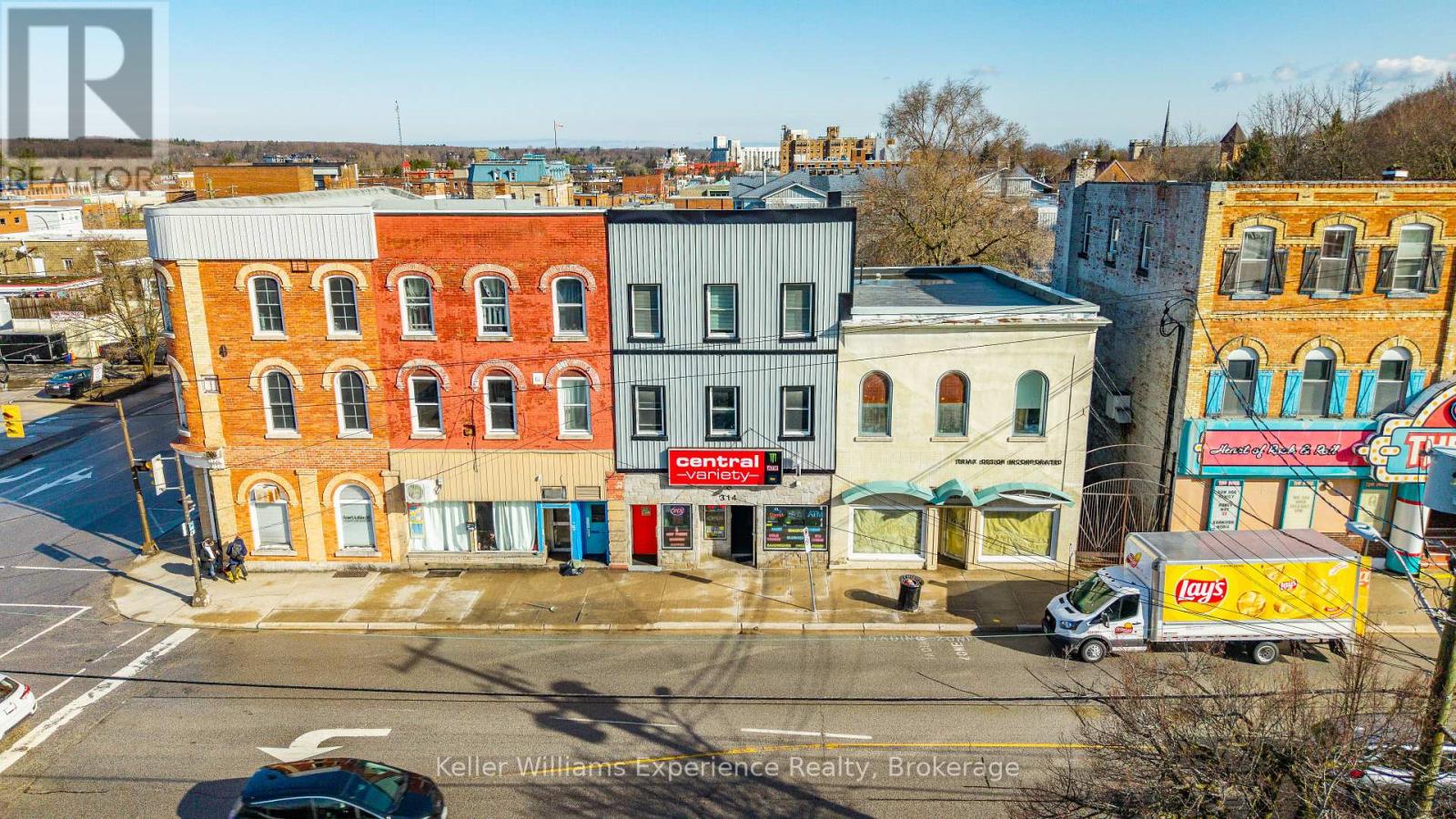 314 8TH STREET E