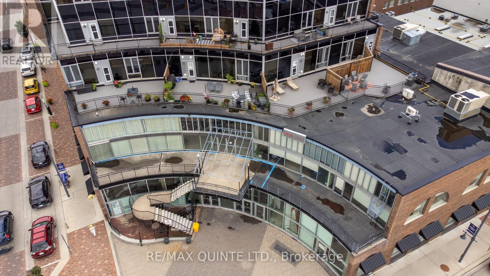 104 - 199 FRONT STREET