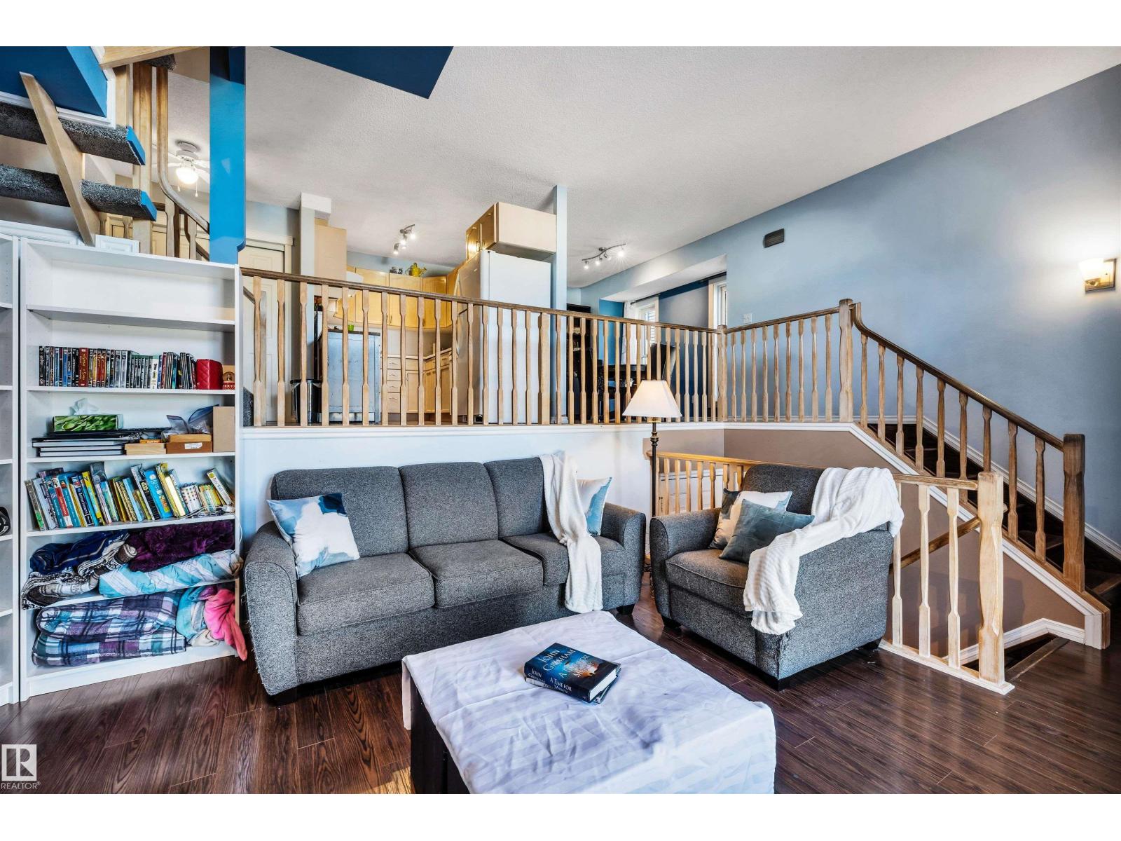 1260 48 ST NW