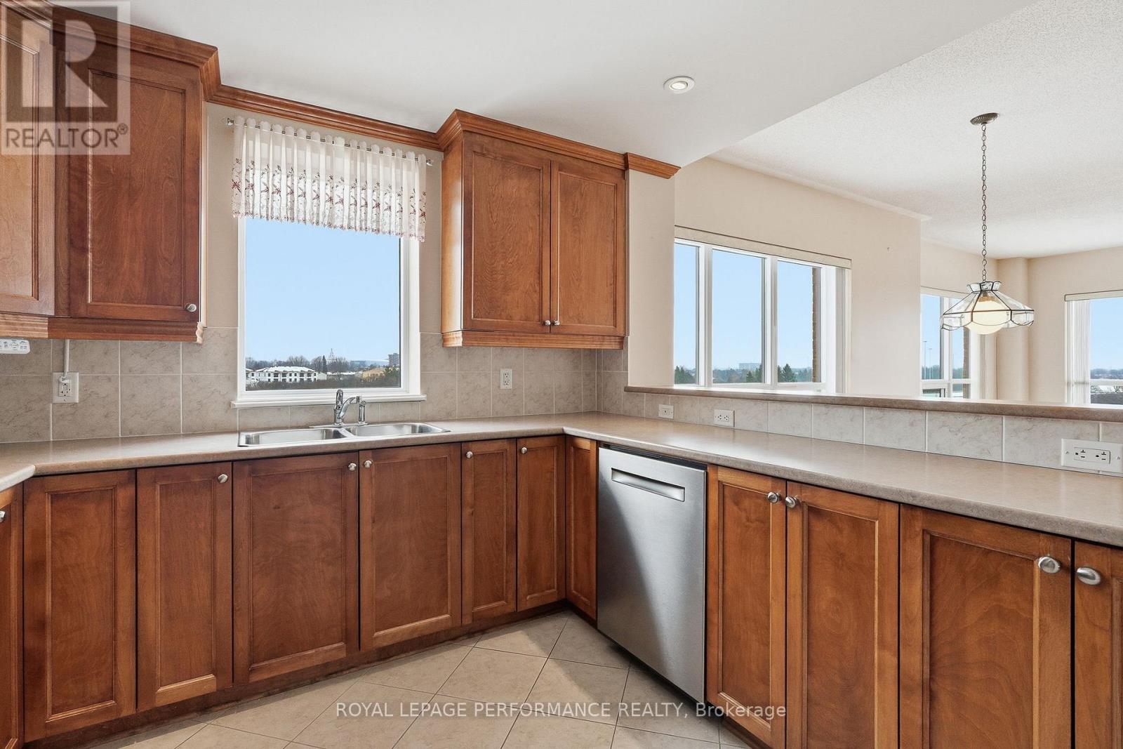 411 - 955 BEAUPARC PRIVATE