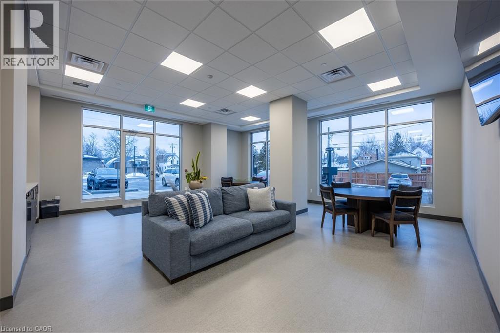 118 WEST Street Unit# 201