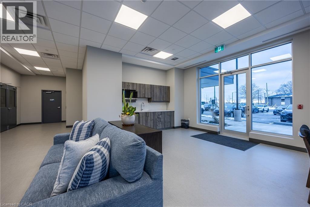 118 WEST Street Unit# 201