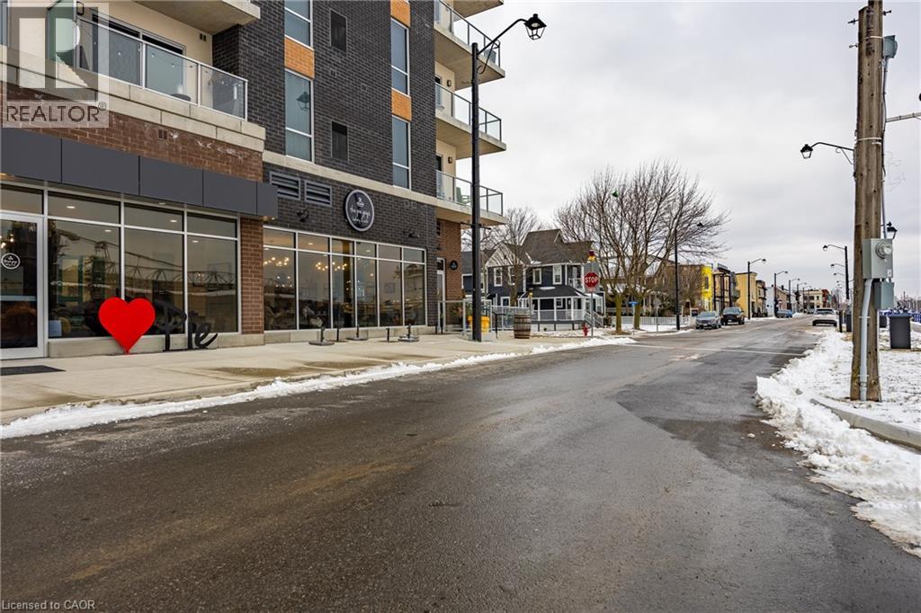 118 WEST Street Unit# 201