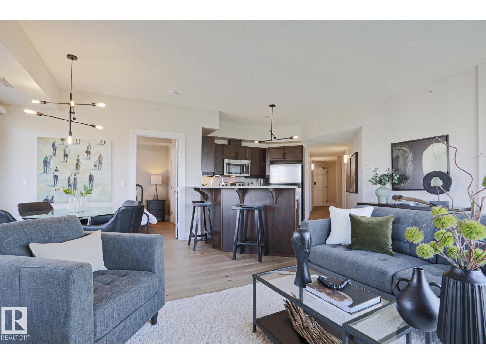 #703 10303 111 ST NW
