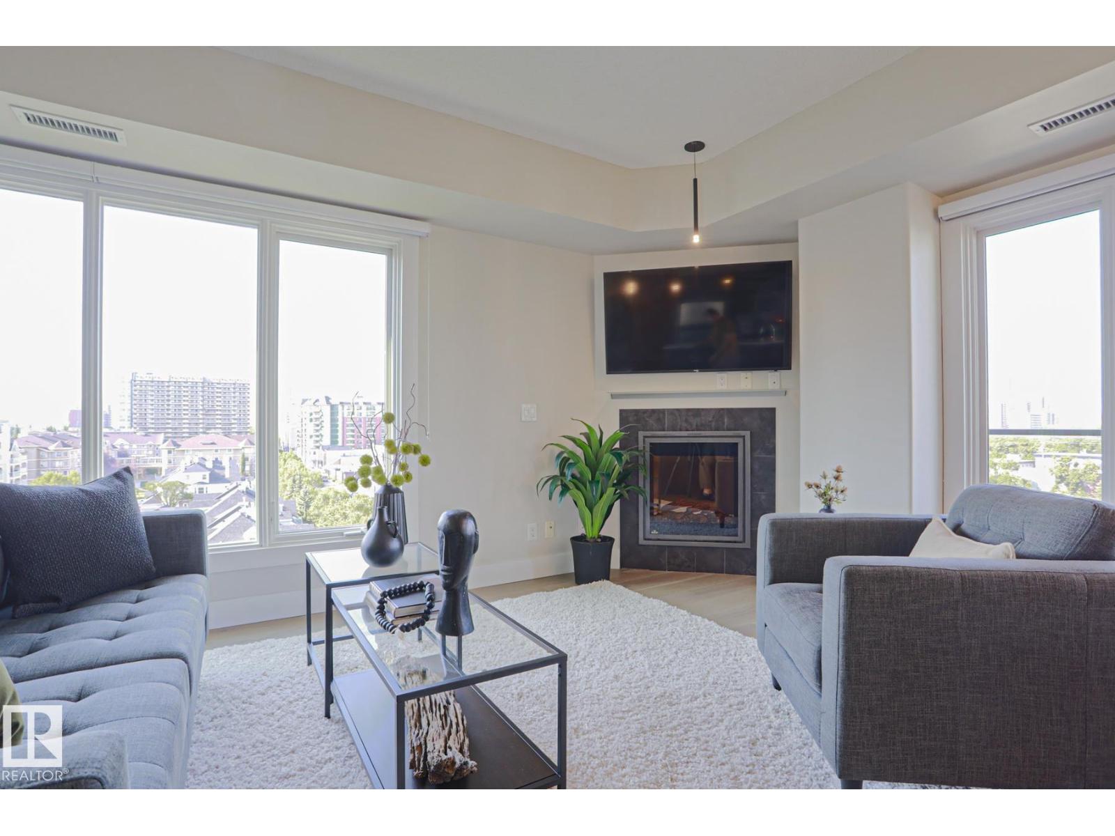 #703 10303 111 ST NW