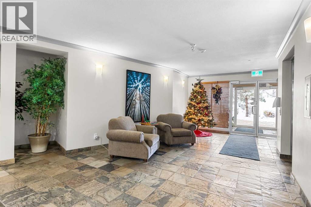 108, 11642 Valley Ridge Park NW