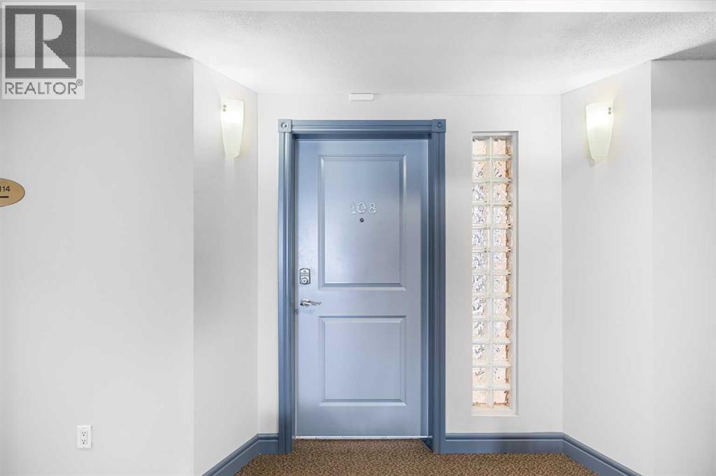 108, 11642 Valley Ridge Park NW