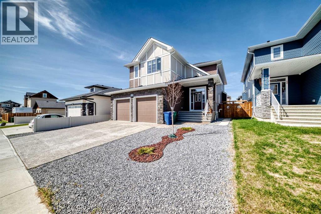 2004 Ravensdun Crescent SE