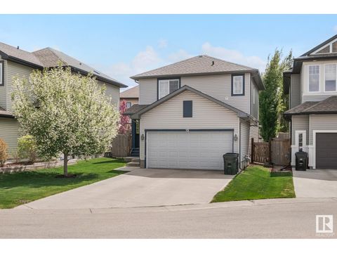15 SPRINGDALE PT Sherwood Park AB T8H0S3
