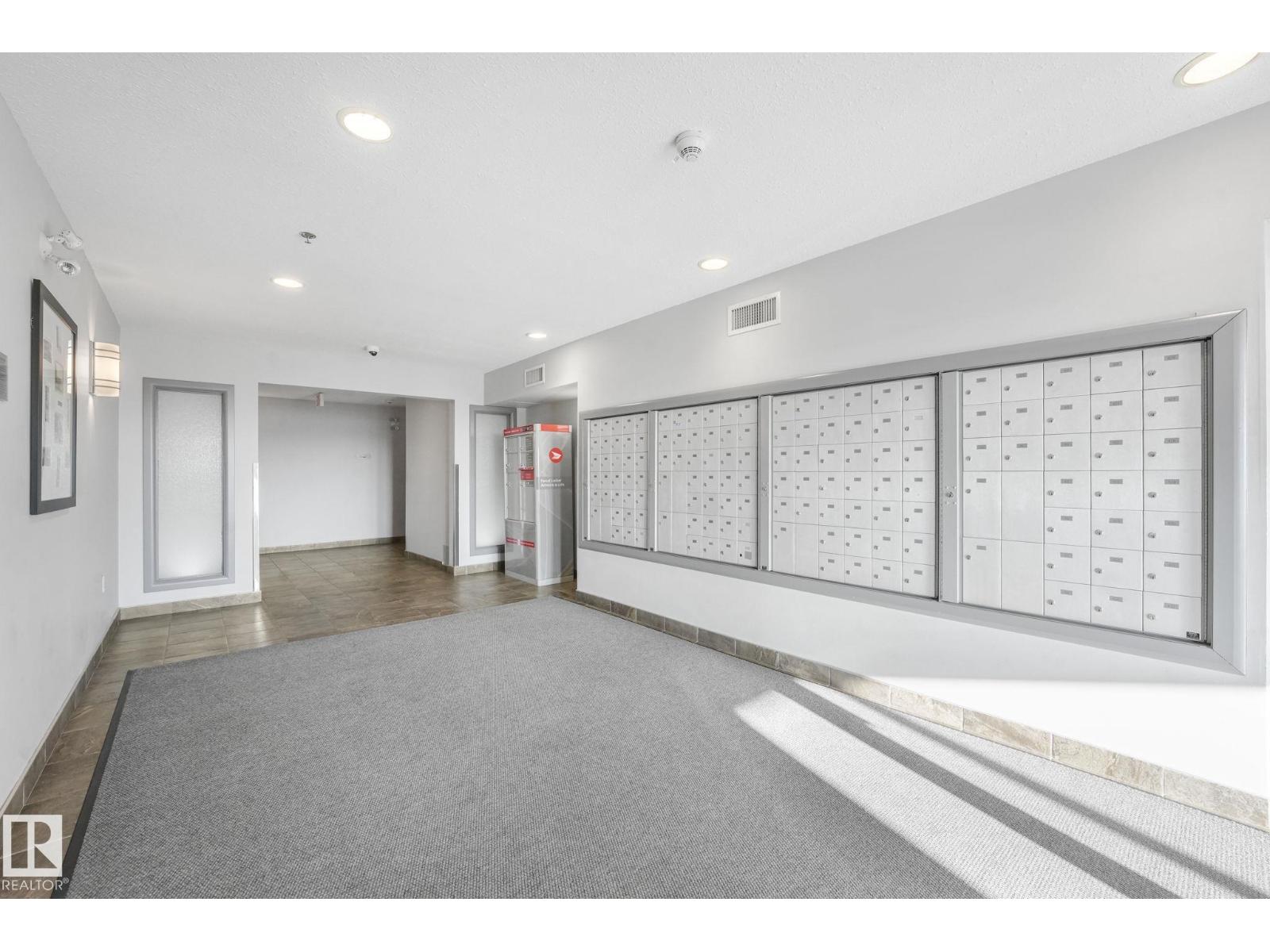 #402 530 Hooke RD NW