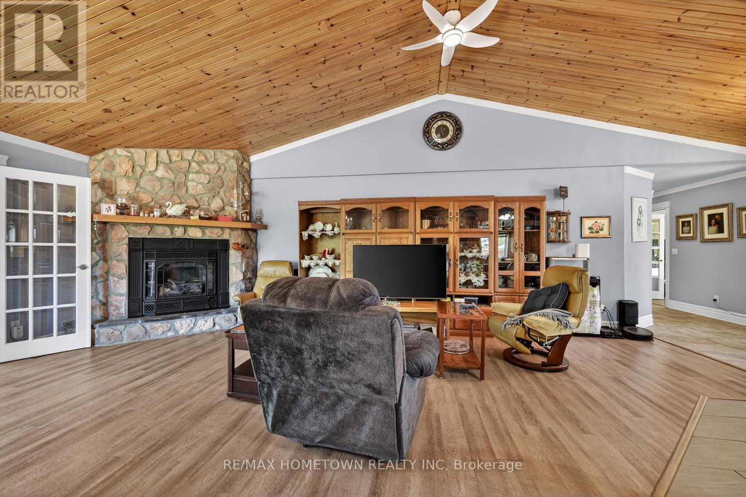 1766 COUNTY ROAD 2 ROAD