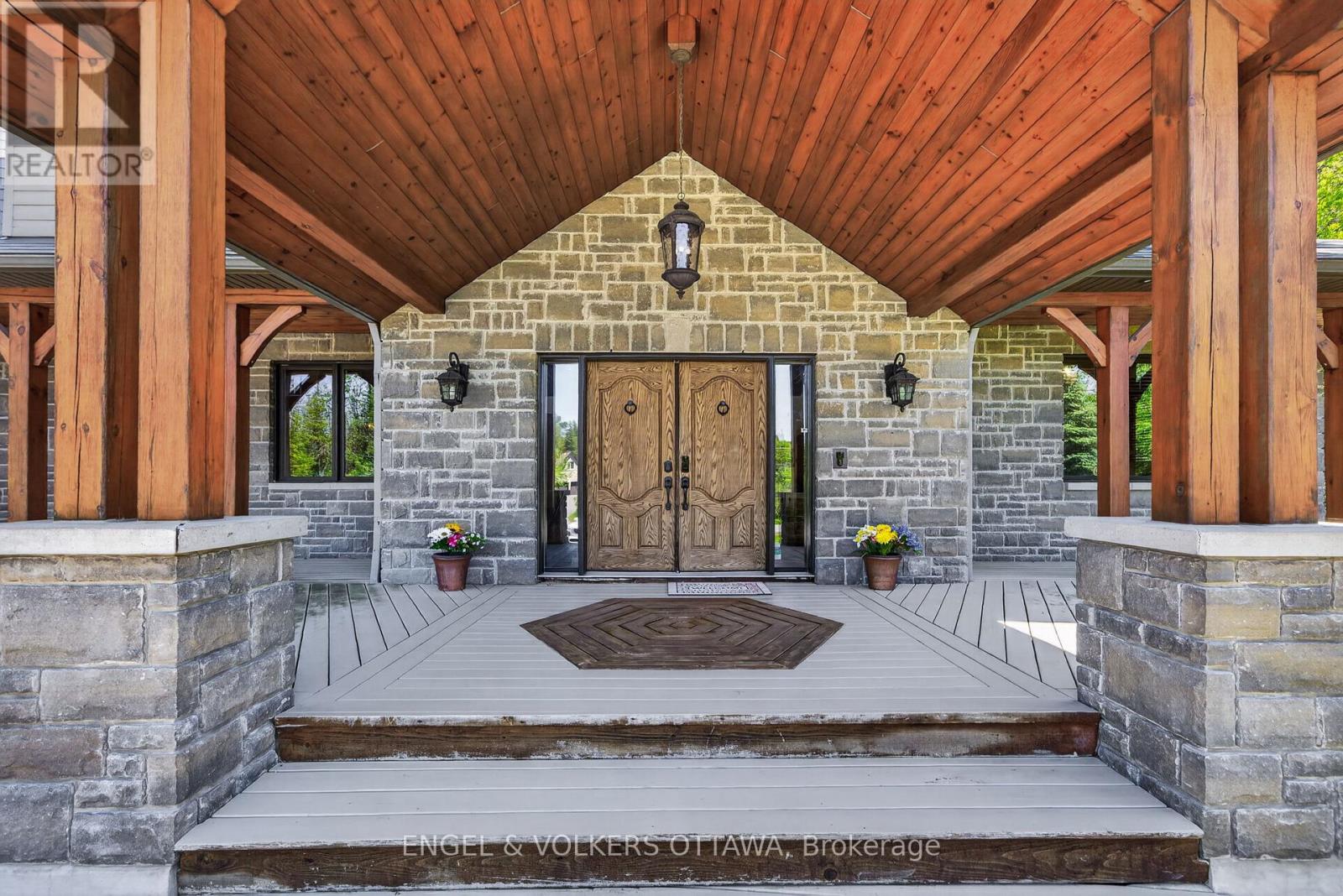 328 SILENT WOOD GROVE