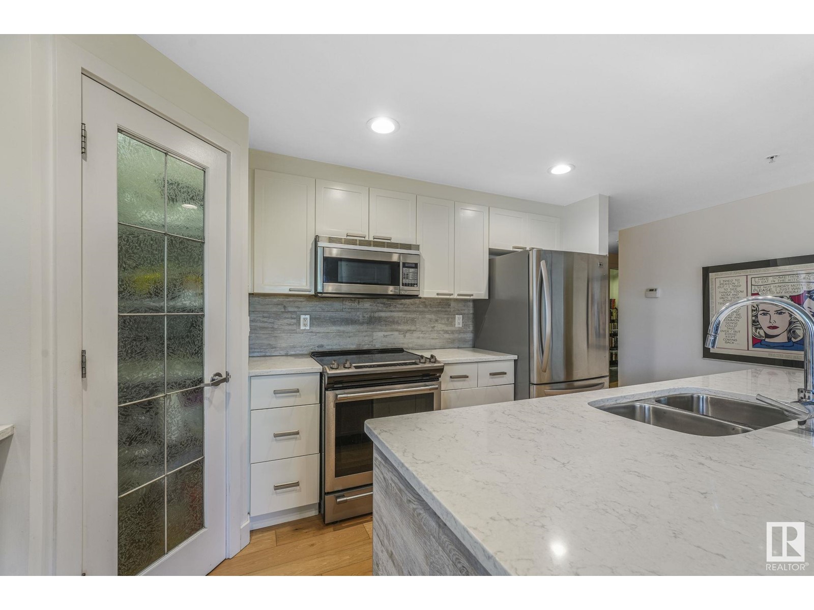 #601 10028 119 ST NW