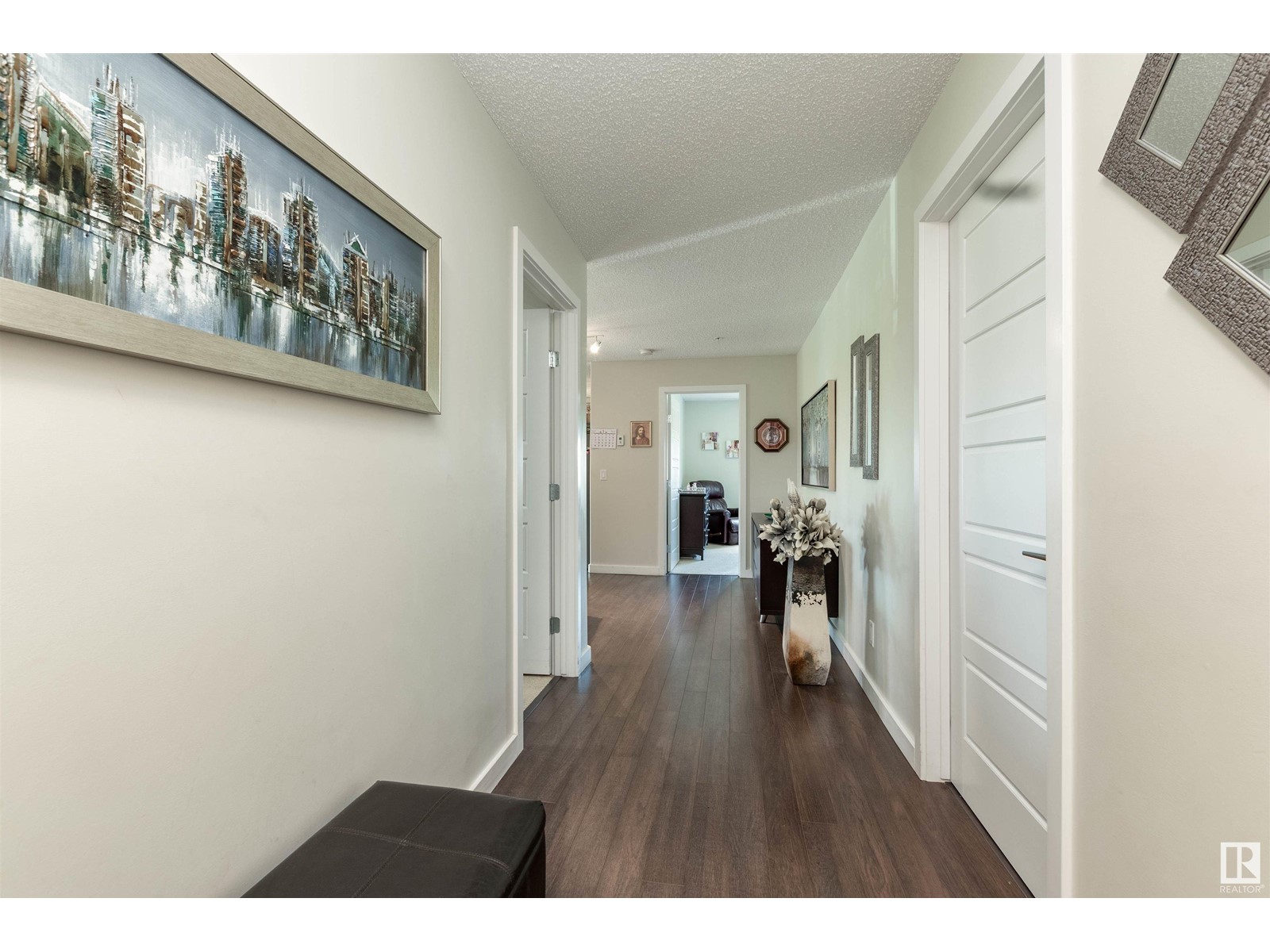 #318 14808 125 ST NW