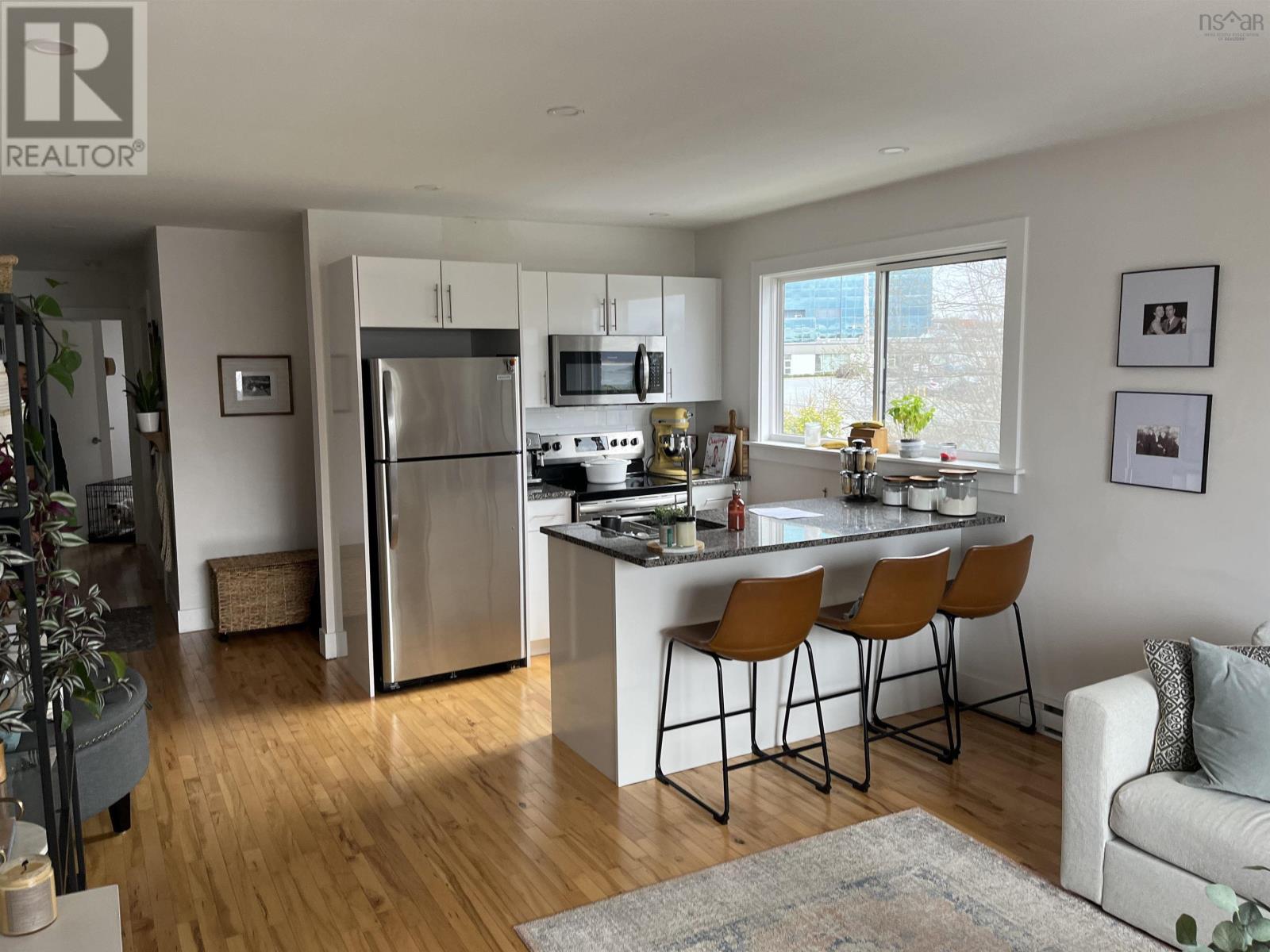88, 90, 90A Windmill Road|23 Best Street