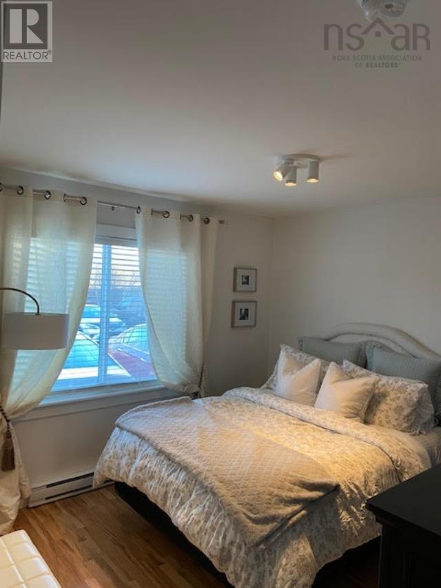 88, 90, 90A Windmill Road|23 Best Street