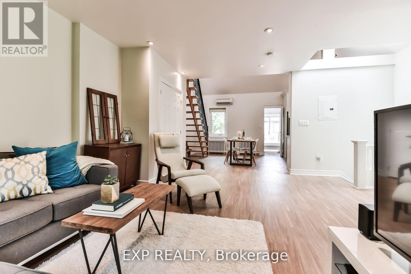 360 ROXTON ROAD