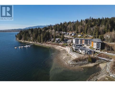 3913 CATES LANDING WAY North Vancouver BC V7G0A6