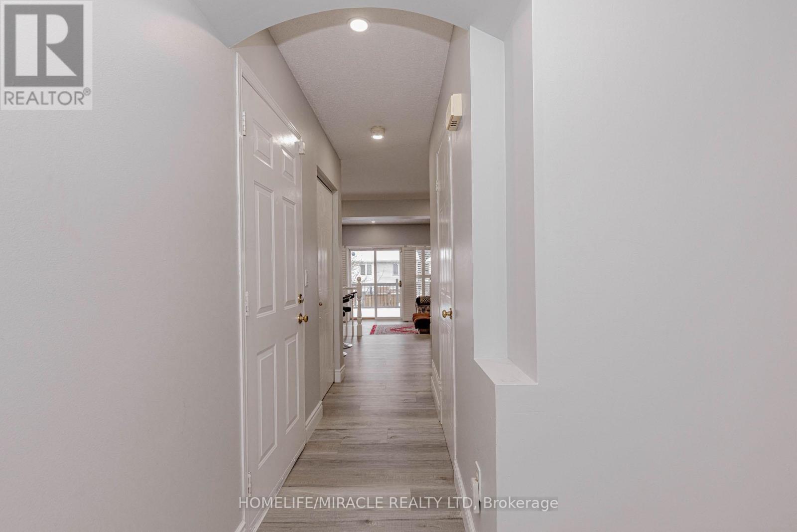 128 KARALEE CRESCENT