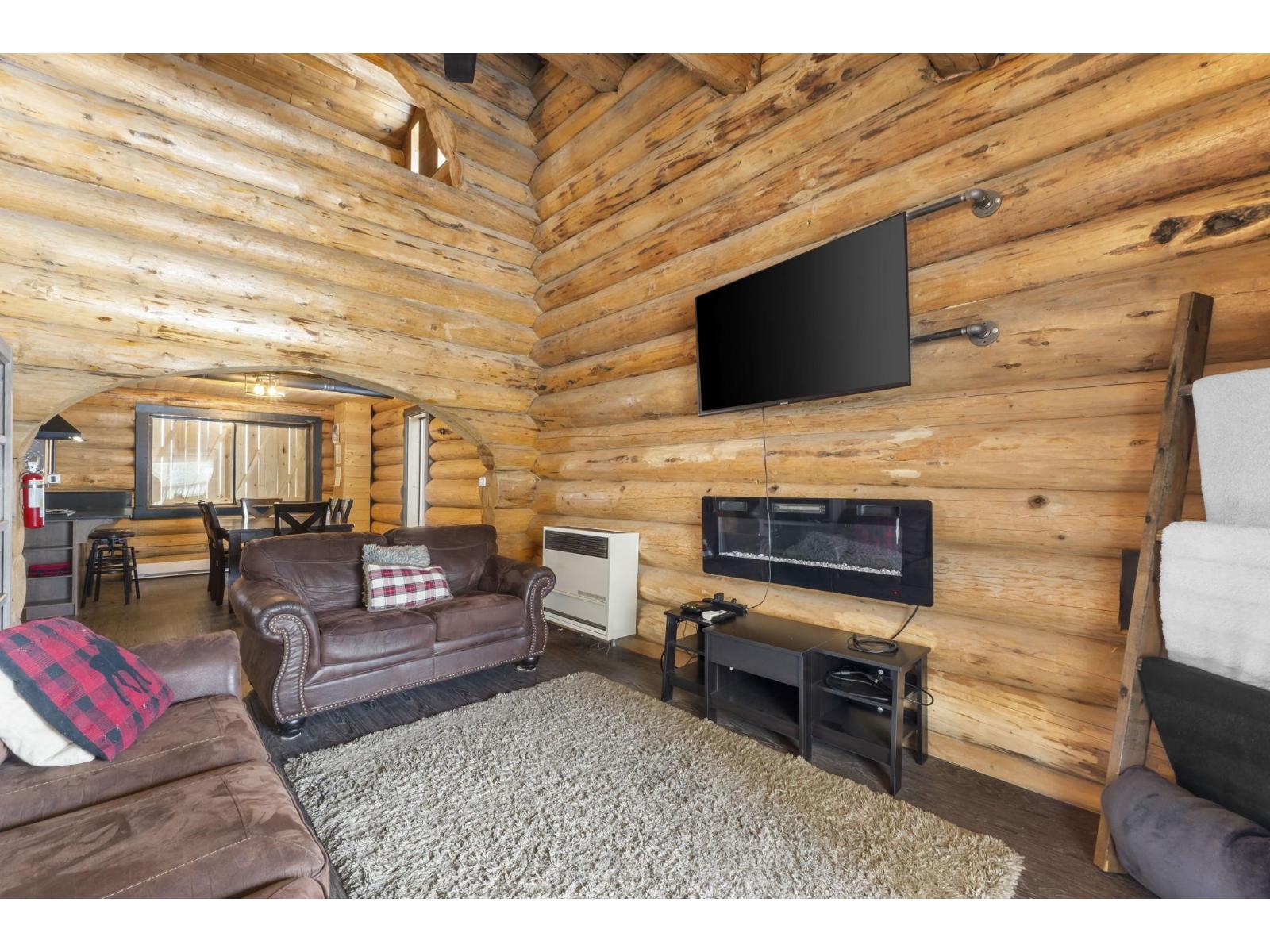 6 20649 EDELWEISS DRIVE