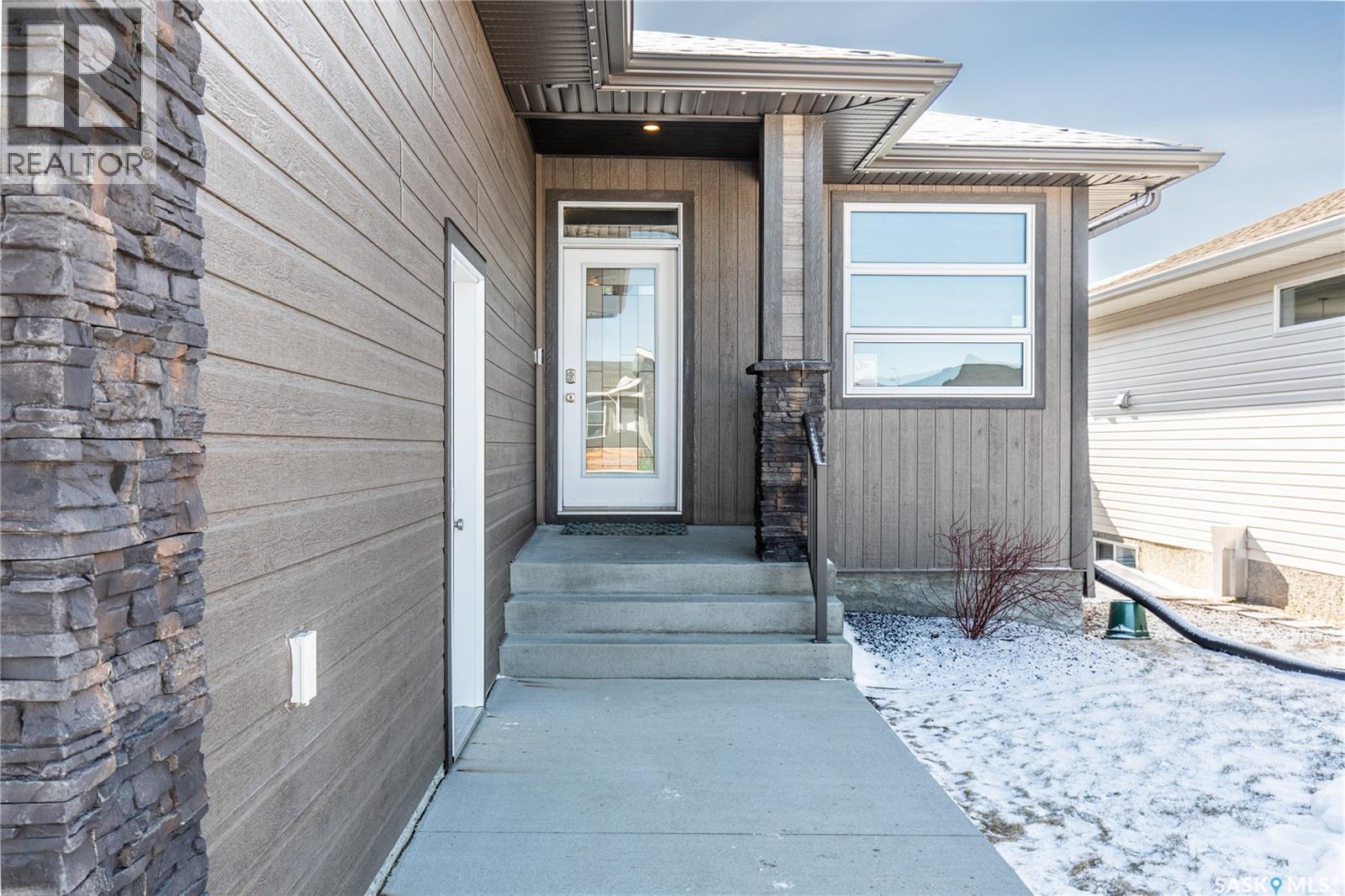 1001 Maplewood DRIVE