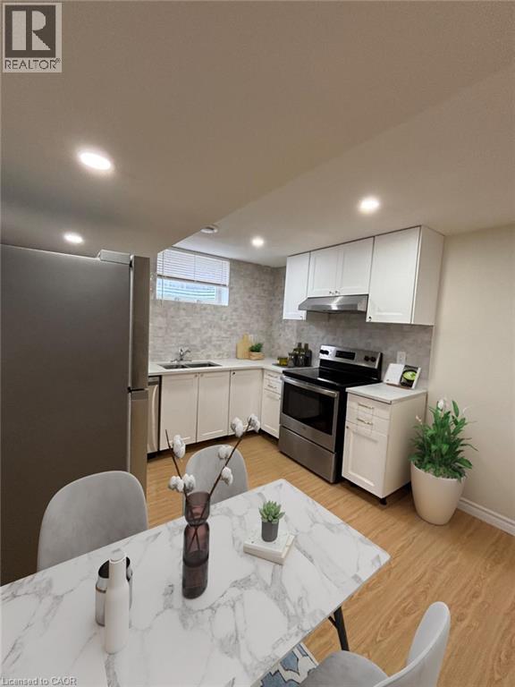 6 PATIENCE Crescent Unit# BASEMENT