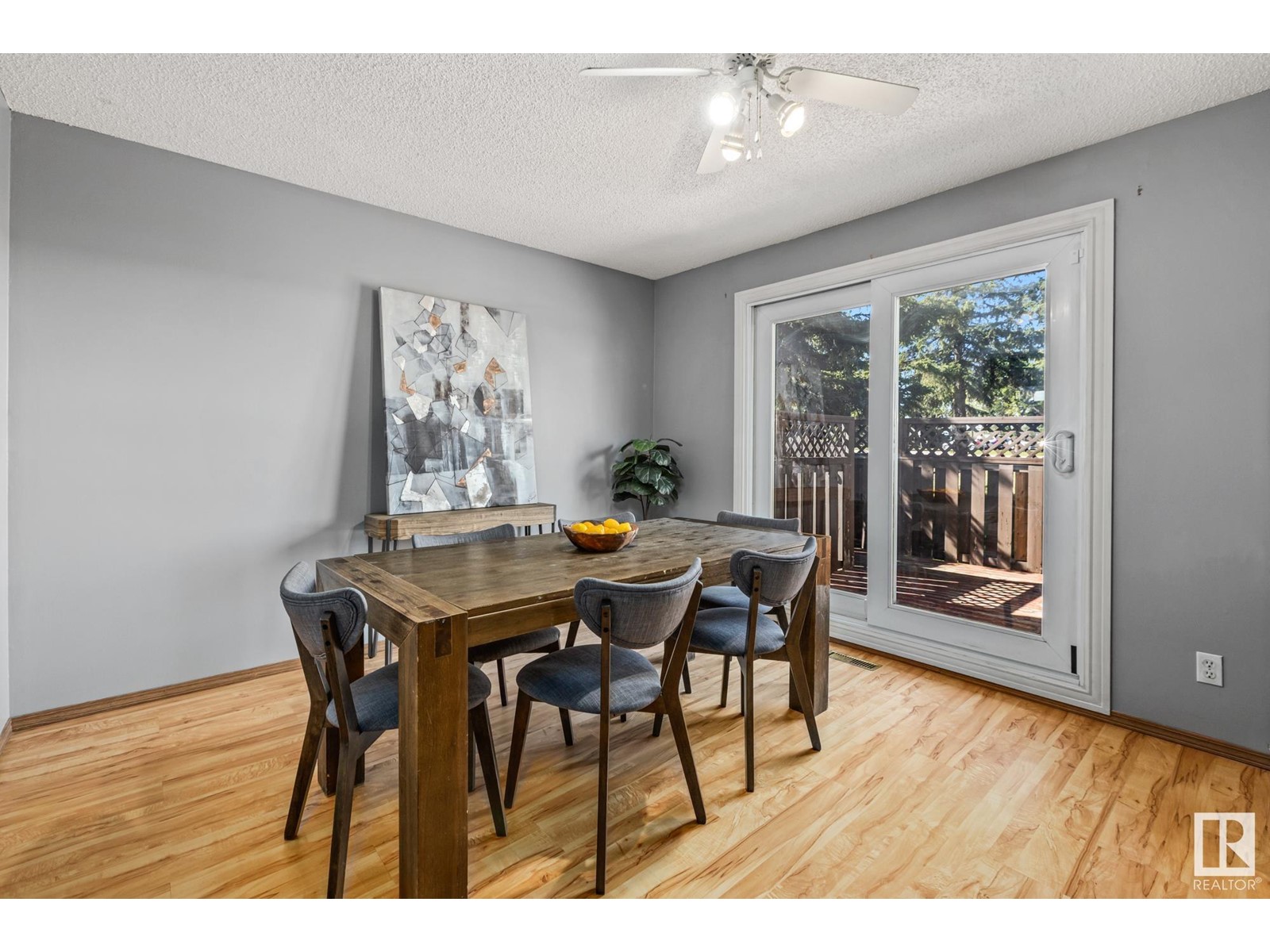 595 MILLBOURNE RD E NW