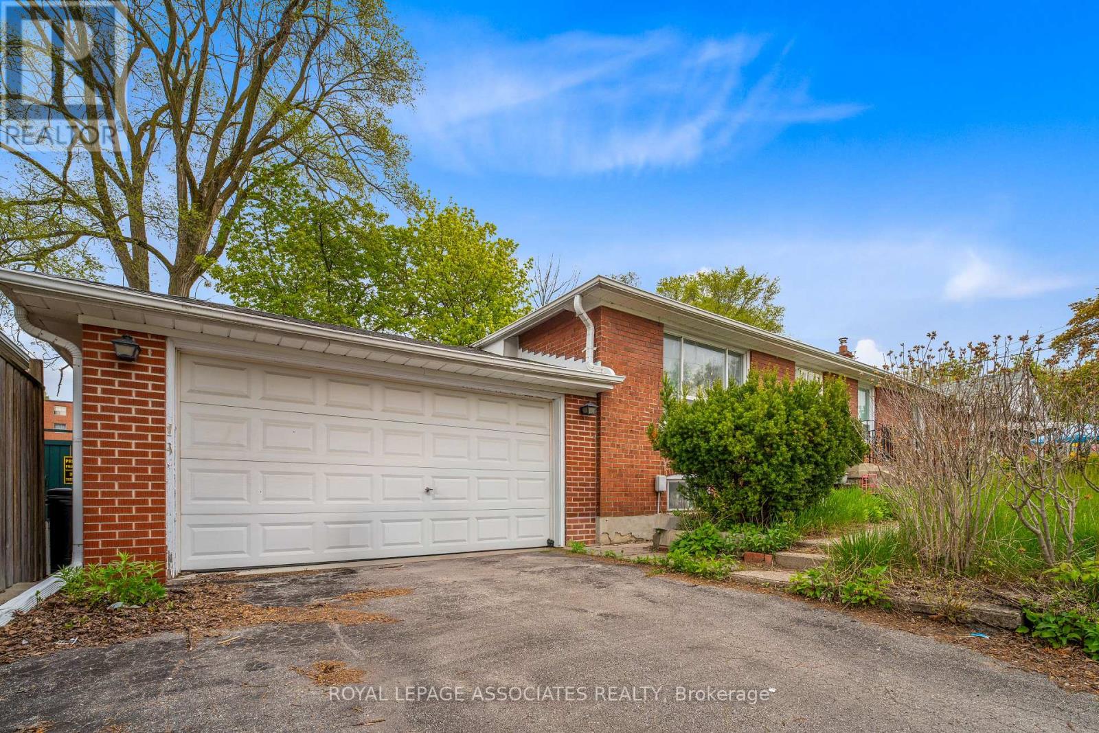 256 FERRIS ROAD