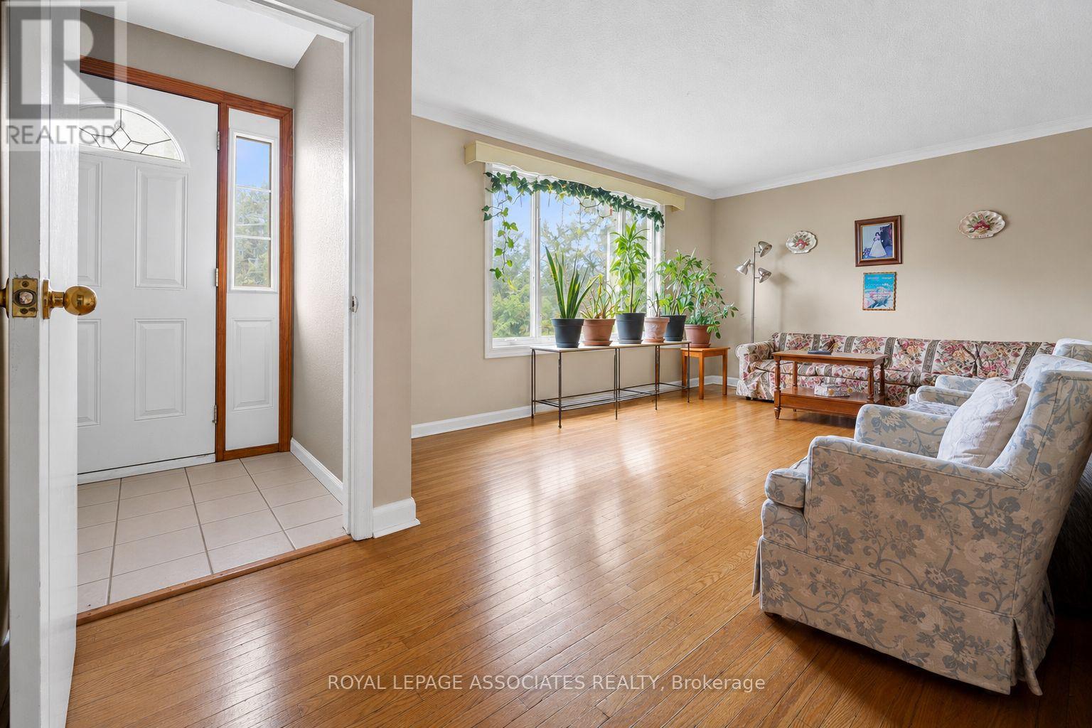 256 FERRIS ROAD