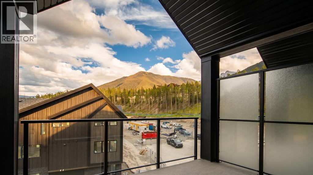 402, 10 Cascade Ridge