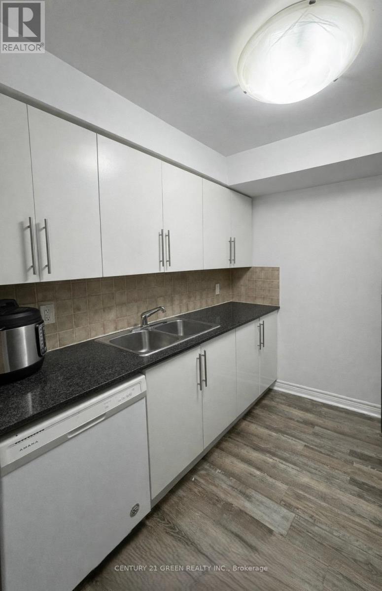 2111 - 310 BURNHAMTHORPE ROAD W