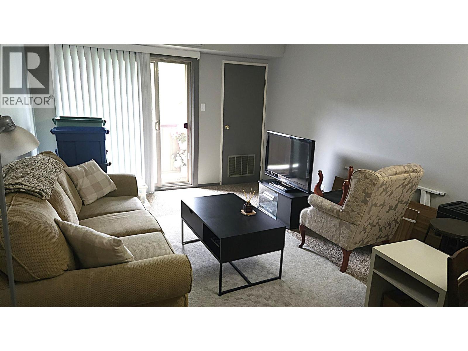 1560 Summit Drive Unit# 335