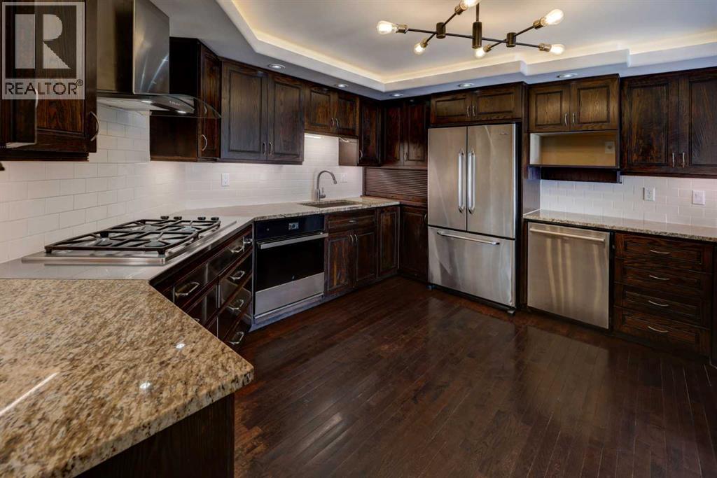 20, 448 Strathcona Drive SW