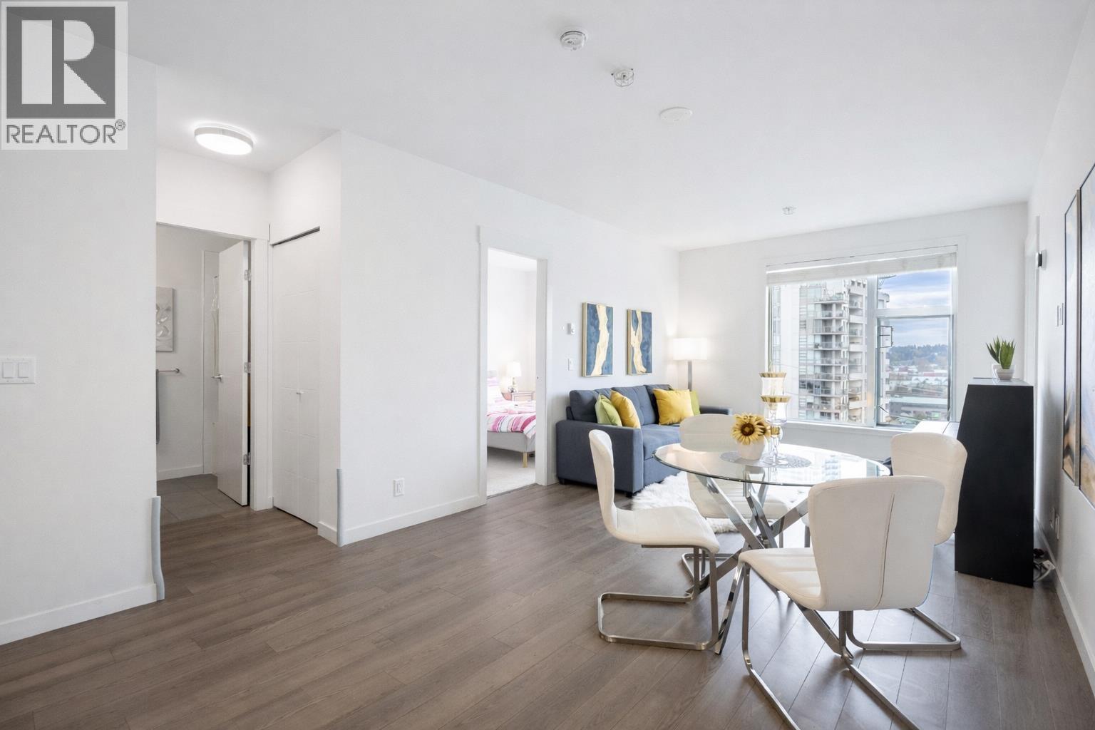 405 1012 AUCKLAND STREET