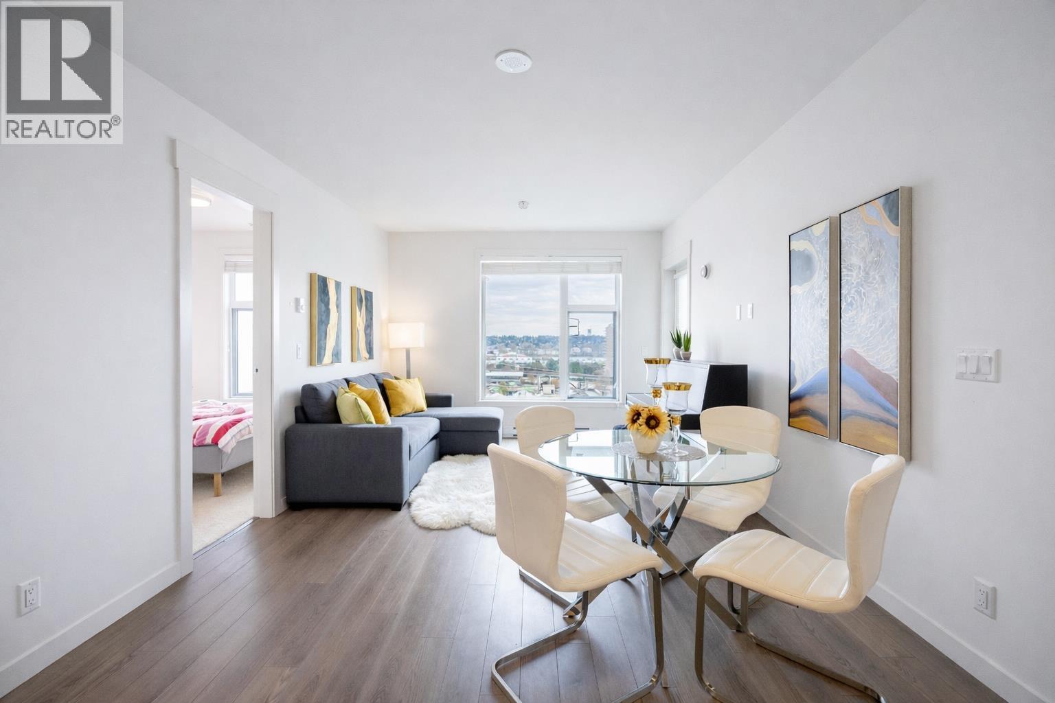 405 1012 AUCKLAND STREET