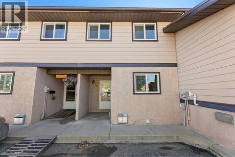 18, 1706 22 Avenue Didsbury AB T0M0W0