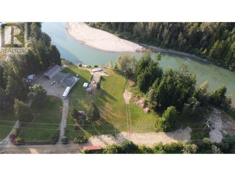 421 Hillier Road Sicamous BC V0E2V4