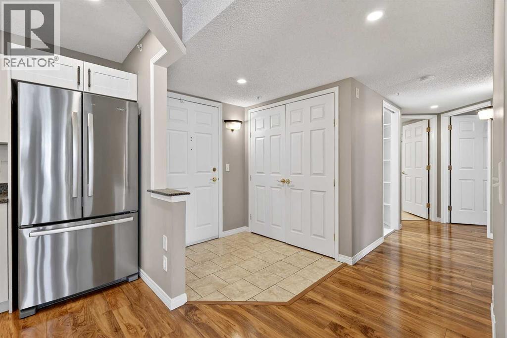 1311, 1311 Hawksbrow Point NW