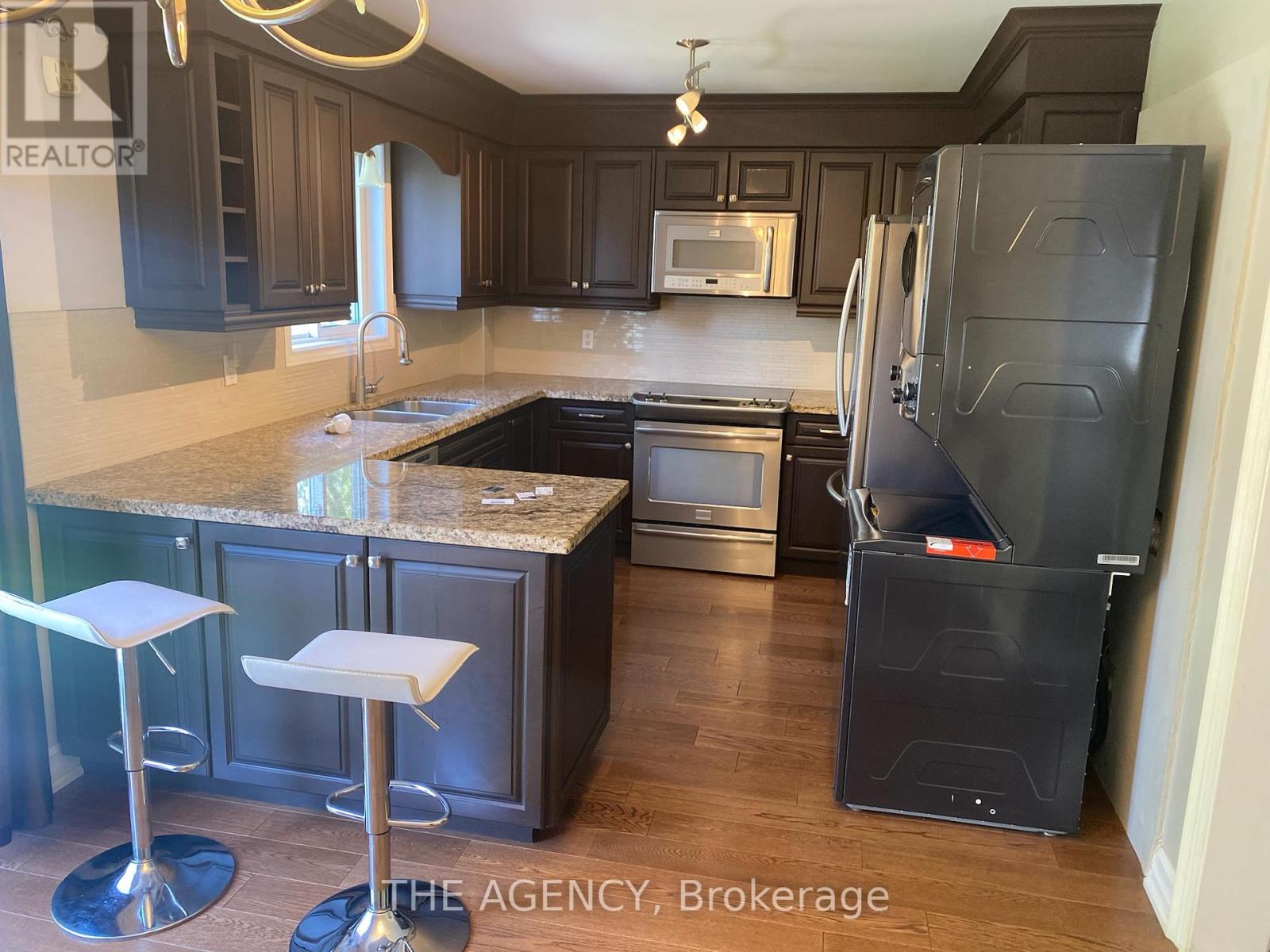 167 STEPHENSON CRESCENT