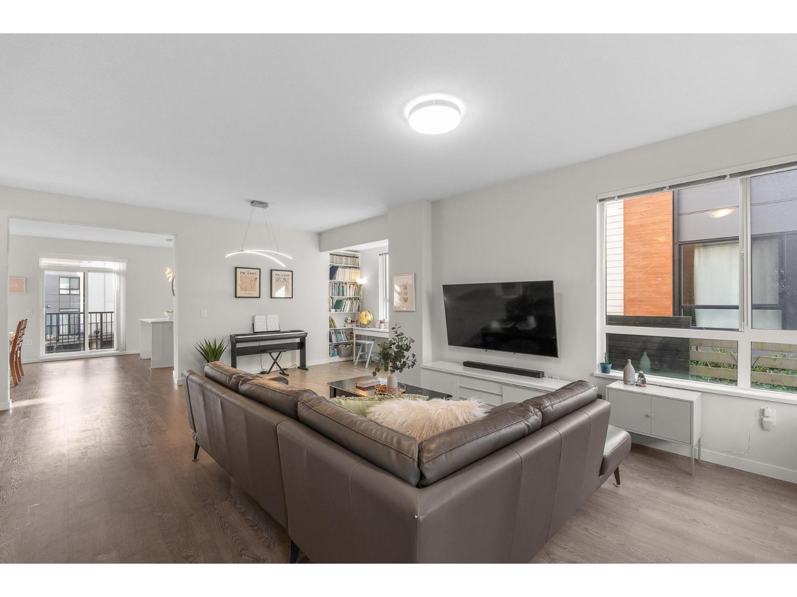 109 15111 EDMUND DRIVE