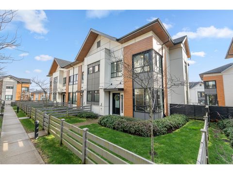 109 15111 EDMUND DRIVE Surrey BC V3S0A5