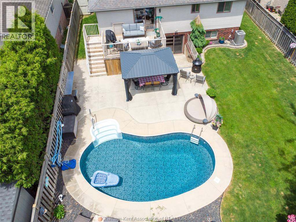 40 Enclave PLACE
