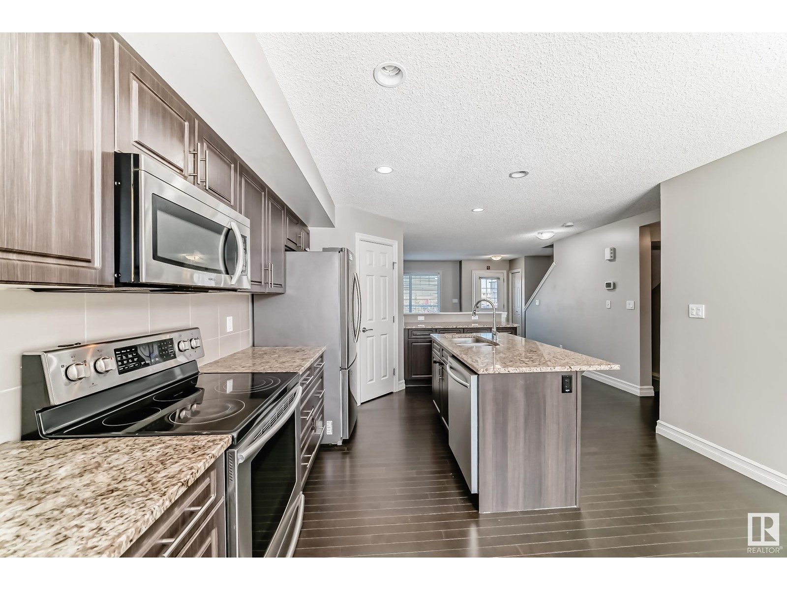 #45 655 TAMARACK RD NW