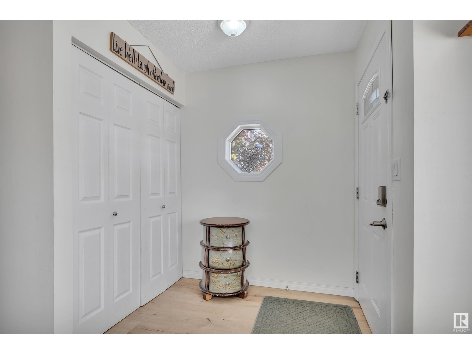 #28 10205 158 AV NW