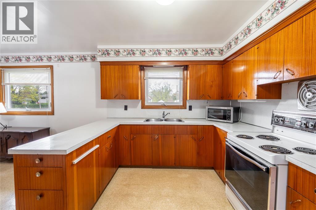1003 MICHIGAN AVENUE