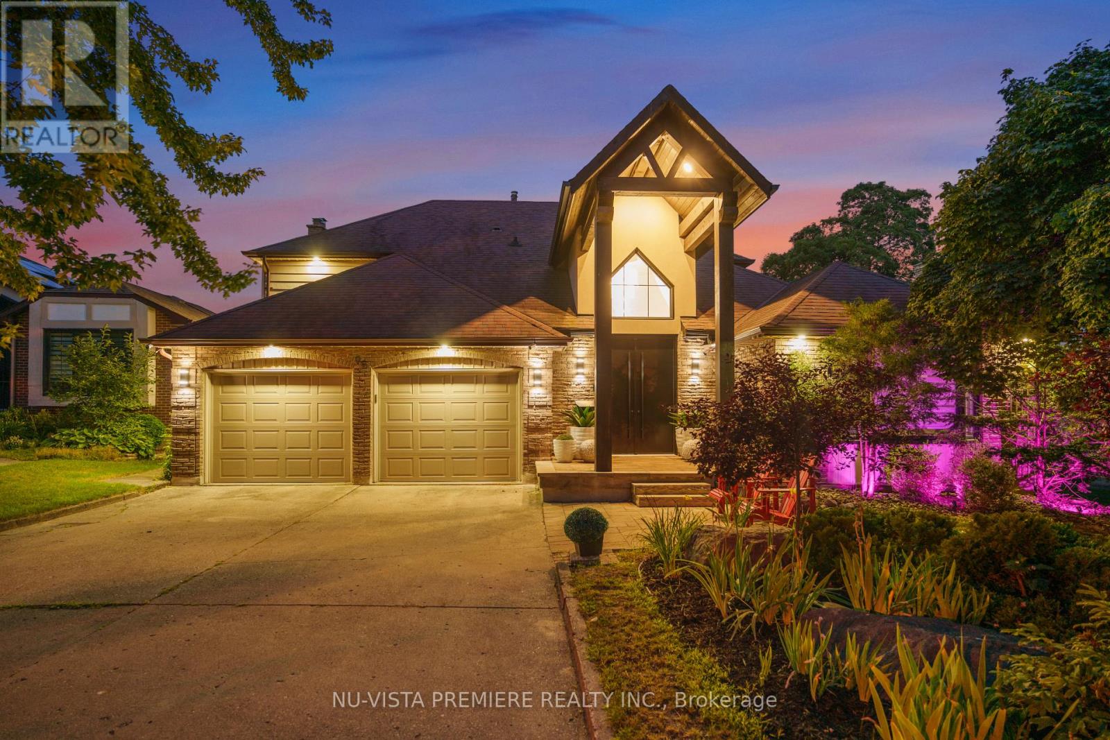 95 CHALET CRESCENT