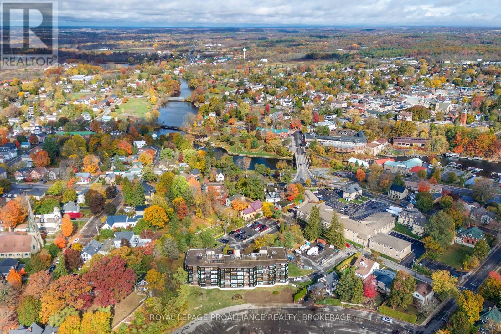 302 - 50 MARKET STREET