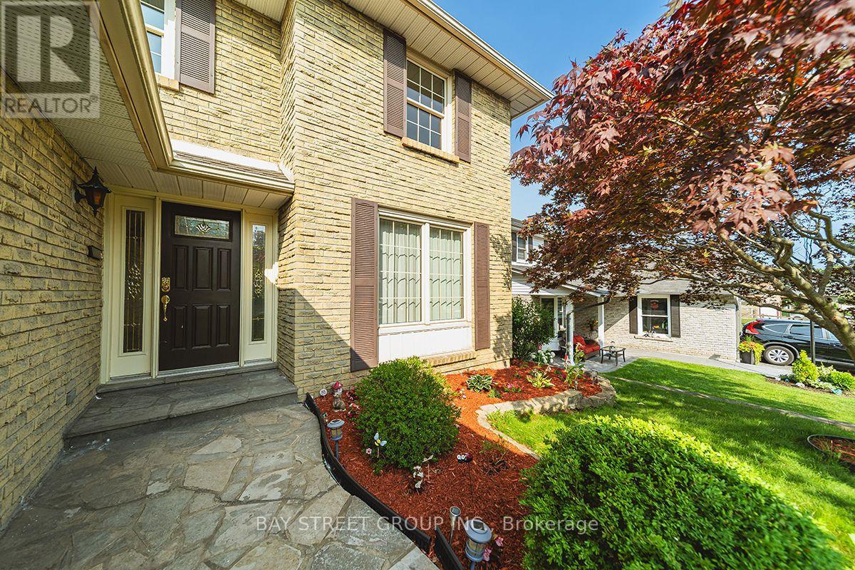 338 PRINCE OF WALES DRIVE
