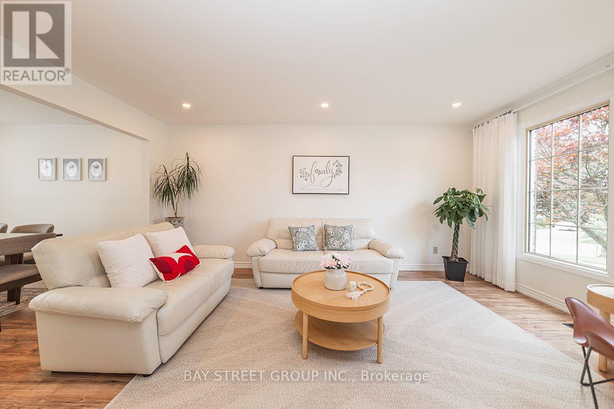 338 PRINCE OF WALES DRIVE